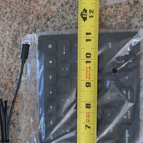 Kensington Simple Solutions Wired Compact iPad Keyboard Lightning Connec… - Picture 10 of 11